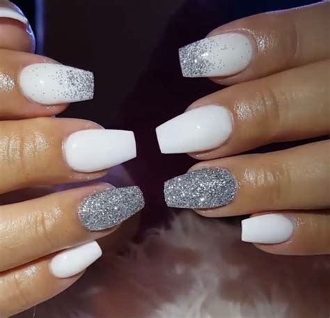 Pin By Kimbella Moir On Pretty Nails Rock White Acrylic Nails Winter