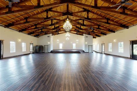 Sterling Event Venue Barn And Farm Weddings Clermont Fl Weddingwire