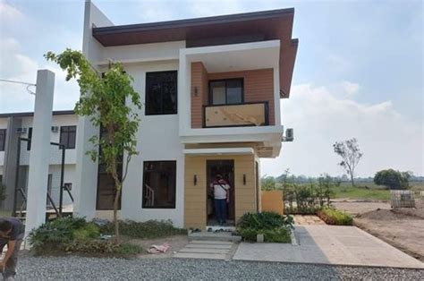 3 Bedroom 3 Baths Modern House And Lot Single Attached In Mabalacat