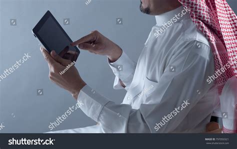 Saudi Arabian Man Hands Holding Using Stock Photo 797050321 | Shutterstock