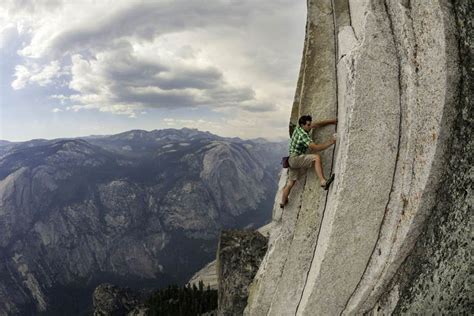 VÍDEO Honnold solo integral en Moonlight Buttress y Half Dome Wogü