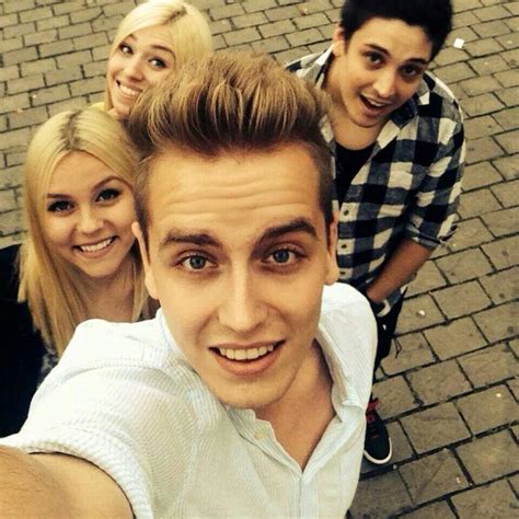 Julienco Bibisbeautypalace Lionttv Dagibee Friends