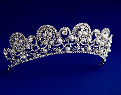 Classic Crystalandpearl Tiara Swriling Wedding Crown Royal Crystal