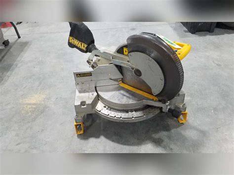 Dewalt Dw Compound Miter Saw Adam Marshall Land Auction Llc