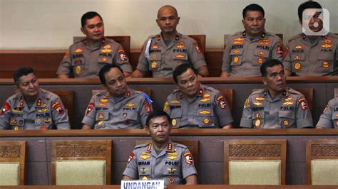 Deretan Jenderal Polisi Bintang 3 Di Tengah Bursa Pergantian Kapolri