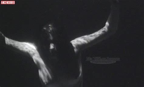 Naked Julie Ménard in So Faraway and Blue