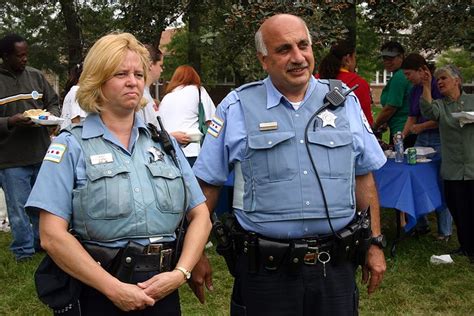 Chicago Wikipédia A Enciclopédia Livre Police Women Female Cop