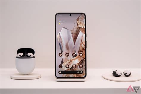 Surprise: The Pixel 8 Pro’s manual camera controls work on older Google