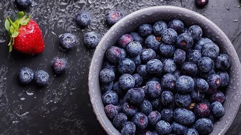 Bayas Açaí Qué es Origen Beneficios Tipos Valor Nutricional y más