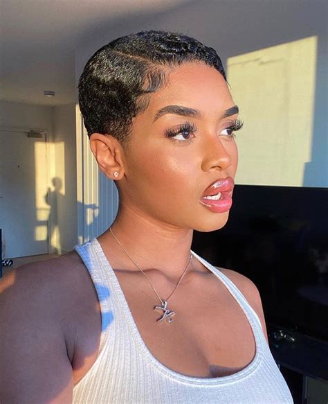 30 Short Haircuts For Black Women To Copy This Winter Short Hair Black Black Women Short