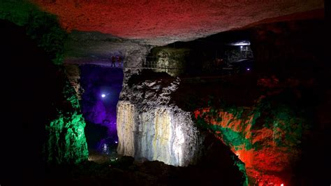 The Louisville Mega Caverns The Best Attraction In Kentucky Enter