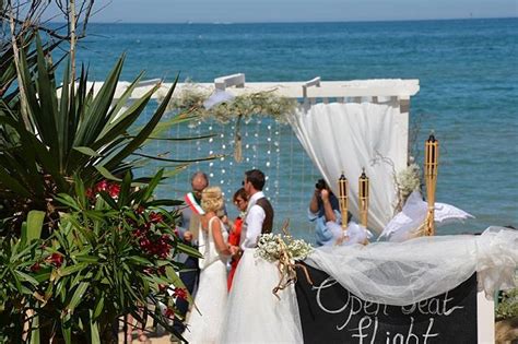 Legally Binding (Civil) Beach Wedding in Italy | Venue Spotlight