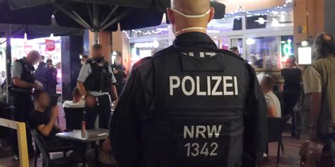 104 Jahre Haft Polizei zieht Bilanz aus Einsätzen gegen Clans