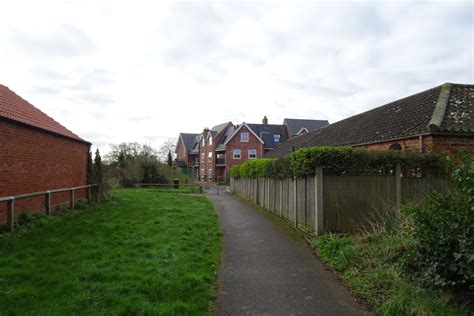 Path Near Fulford Mews DS Pugh Cc By Sa 2 0 Geograph Britain And