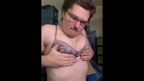 Tranny Plays With Her Tits And Shakes Them Pornhub