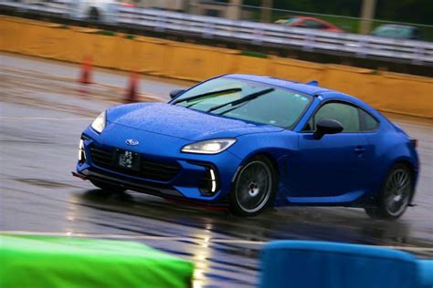 Brzのgr86・新型brz・86brz友の会・86brzオーナーさんと繋がりたい・ニーパッドに関するカスタム事例｜車のカスタム情報はcartune