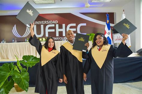 Ufhec Graduó Nuevos Profesionales En Moca Universidad Ufhec