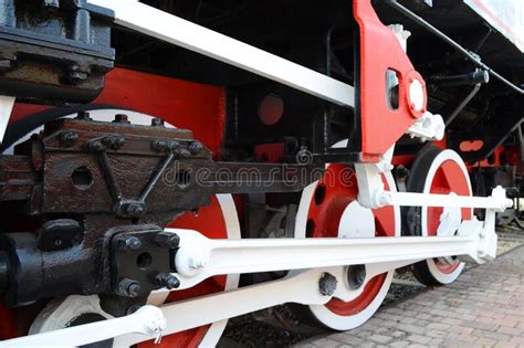 Ruedas De Una Locomotora De Vapor Antigua Ruedas De Cierre De Una