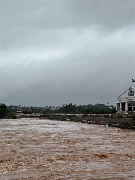 Bloqueios Em Trechos De Rodovias Estaduais No Rio Grande Do Sul