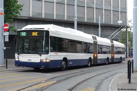 Tpg Mercedes Citaro Nr 137 Unterwegs In Der Stadt Genf Am 16 04 2023