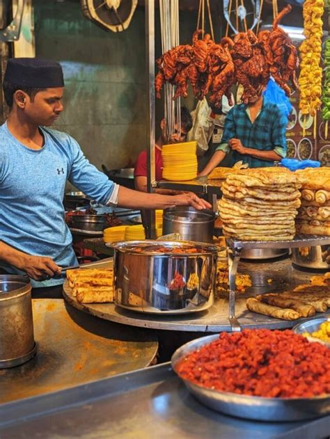 15 Must Have Street Food In Pune; Maharashtra ~ The Land of Wanderlust