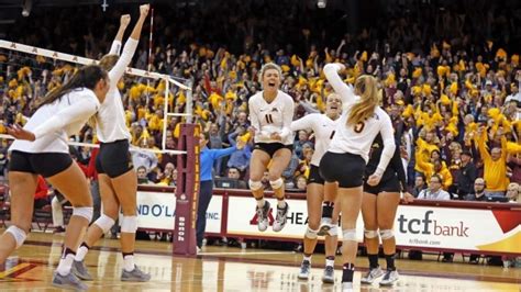 No 2 Minnesota Drops No 3 Wisconsin In Five Sets