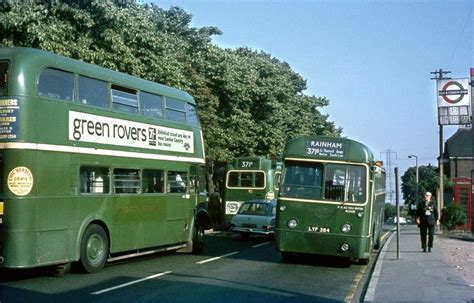 Late S London Transport Green Buses