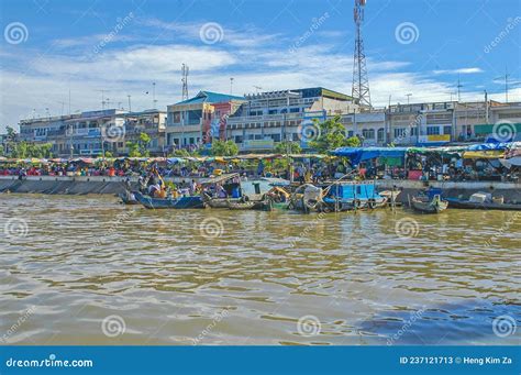 Makong River At Kampong Chhnang Province Of Cambodia Editorial Photo