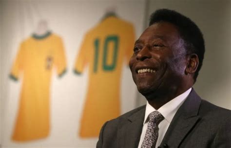 Atestado de óbito revela causa da morte do Rei Pelé veja FOLHAMAX