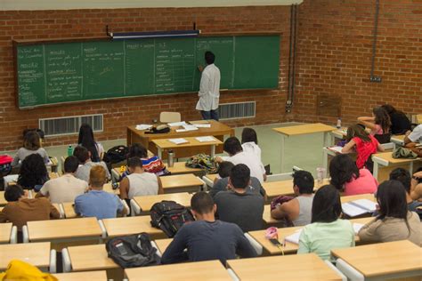 Volta S Aulas Na Unb Depois De Dias De Greve Professores E