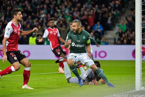 Asse Loïc Perrin De Retour à Lentraînement