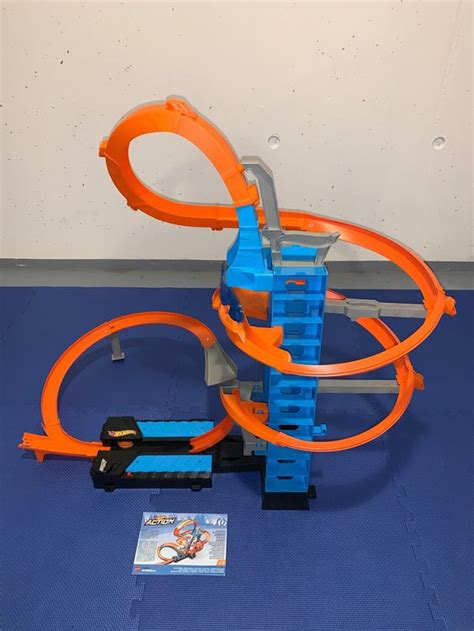 Hot Wheels bahn mit Looping Gebraucht in Bönigen für CHF nur Abholung auf Ricardo kaufen