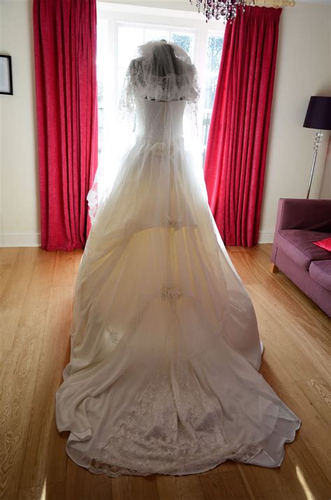 What To Do With My Wedding Dress After The Wedding The Green