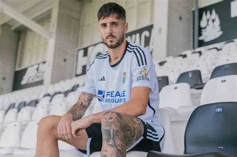 La Nueva Camiseta Del Burgos Cf La Meta De Todo El F Tbol Burgal S