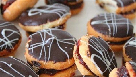 Jam Filled Donuts Homemade Recipe With Strawberry Jam Jam Donut