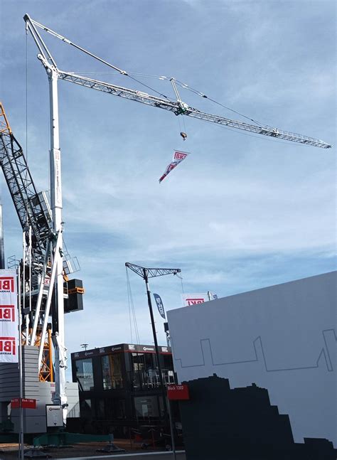 Bkl Auf Der Bauma Erstmals Meter Schnellmontagekran Gezeigt