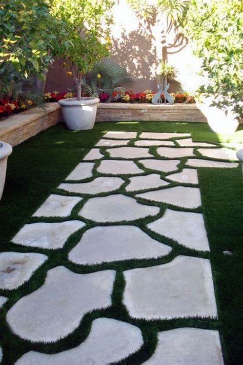 34 Stunning Stepping Stones Pathway Design Ideas Hmdcrtn