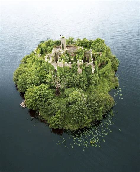 Abandoned Castle On Its Own Island Abandoned Photography Urban