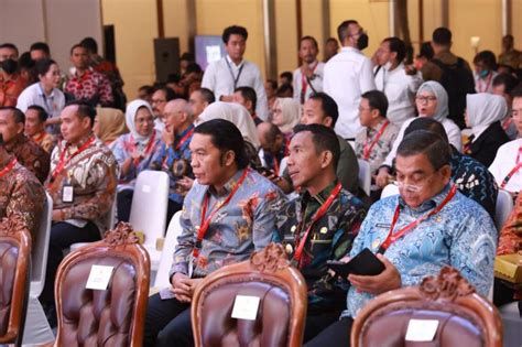 Hadiri Temu Bisnis Tahap Vi Pj Gubernur Banten Al Muktabar