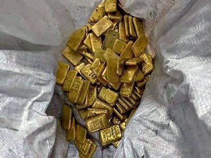 Smuggled Gold Worth Rs Crore Seized At Mumbai Airport Arrested