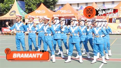 Bramanty Paskibra Smk Al Mukhtariyah Garut Di Lkbb Siliwangi Throne