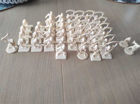 Plastikowe Figurki Warhammer Krupski M Yn Olx Pl