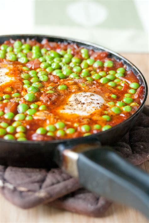 Portuguese Style Braised Peas With Eggs Isabelle Boucher Flickr