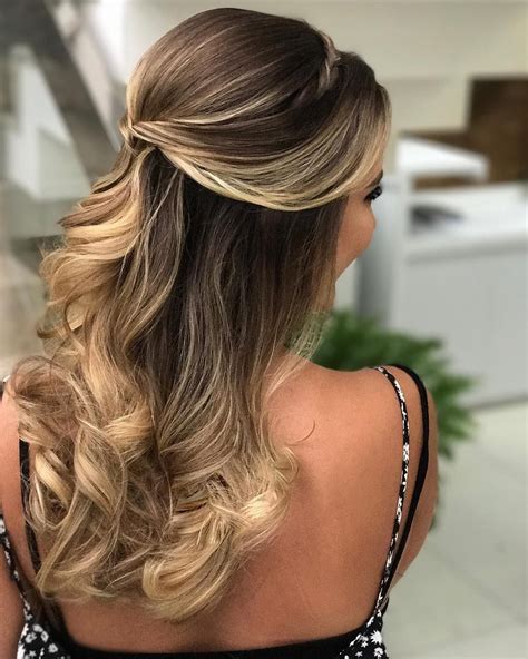 Penteado Cabelo Liso Medio Testando Produtos Cosmeticos