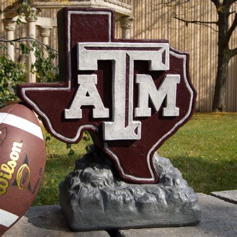 Texas A&M Aggies Mascot Garden Statue