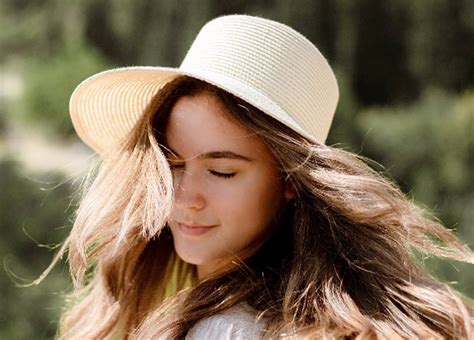 Cinco Mejoras En Tu Cabello Que La S Bila Y El Complejo Hialur Nico