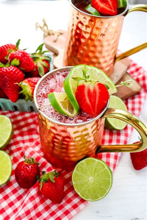 How To Make A Delicious Strawberry Moscow Mule Delightful E Made