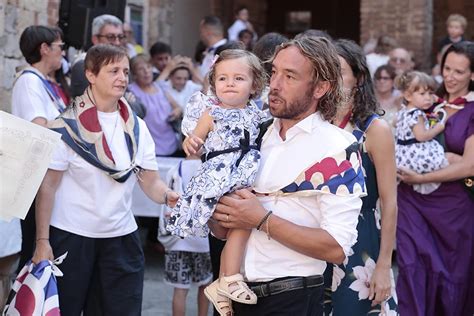 Le Foto Dei Battesimi Nella Contrada Dell Istrice Siena News