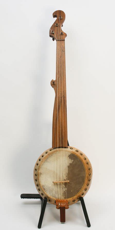 Robert Thornburg Gourd Banjo 1