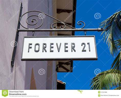 Forever 21 Store And Sign Editorial Stock Photo Image Of Decorative